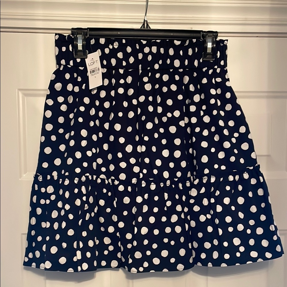 Loft navy polka dot skirt NWT